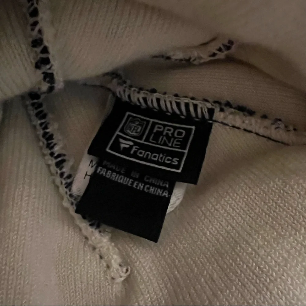 NY Jets NFL cuffed knit hat with pom. Red, white and blue. - Picture 5 of 6